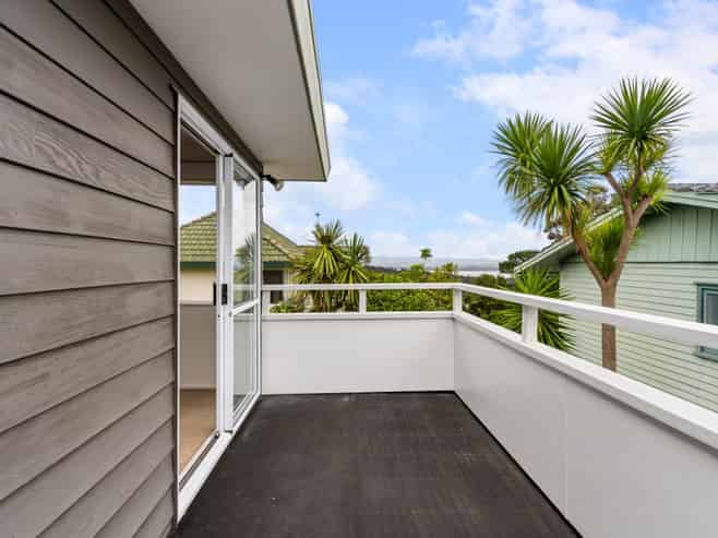 6 Waipa Street, Birkenhead