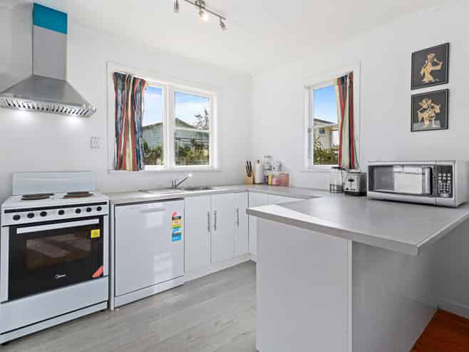 210 Archers Road, Glenfield