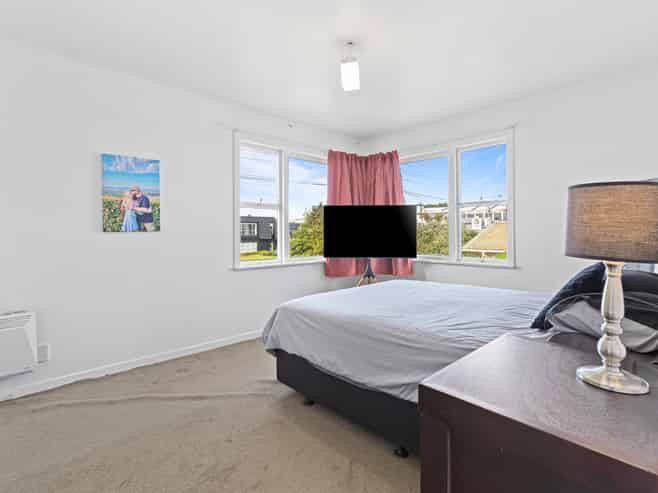 210 Archers Road, Glenfield