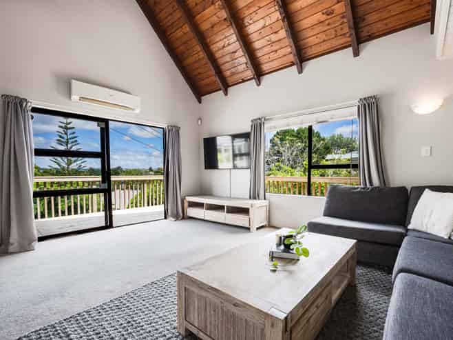 59 Don Buck Road, Massey