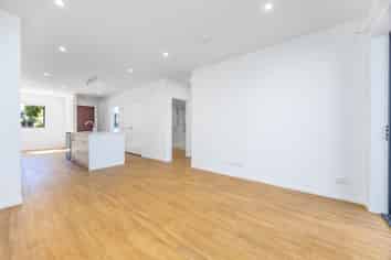 5/24  Peihana Road , Hobsonville