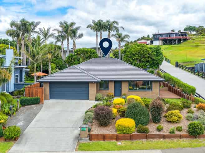 101 Estuary View, Whangamata