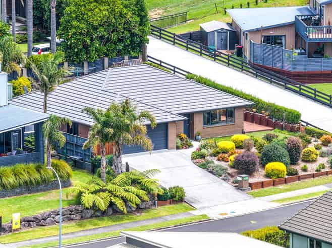 101 Estuary View, Whangamata