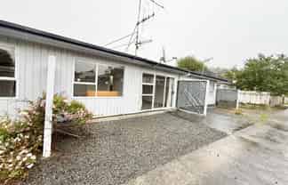 B/19 Wood Street, Wainuiomata