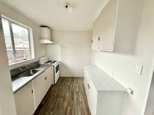 B/19 Wood Street, Wainuiomata