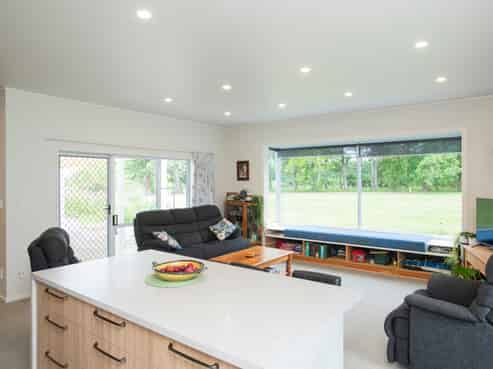 63 Ngakoroa Road, Ormond