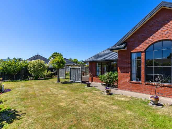 4 Cherrywood Park, Springlands