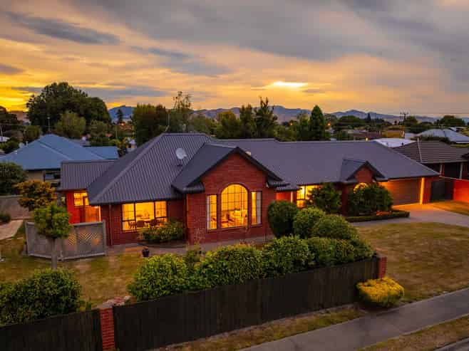 4 Cherrywood Park, Springlands