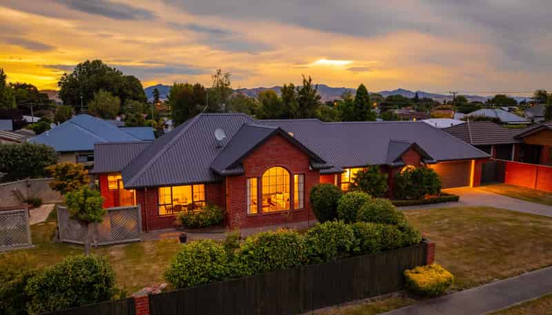 4 Cherrywood Park, Springlands