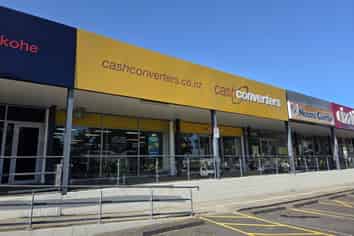 Large-Format Retail with Warehouse Capability