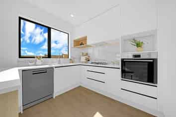 8 Kaititiko Road, Karaka