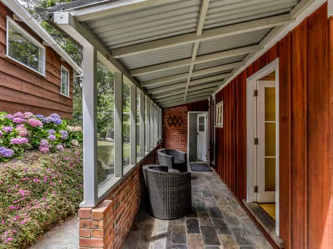 85 Tanekaha Road, Titirangi