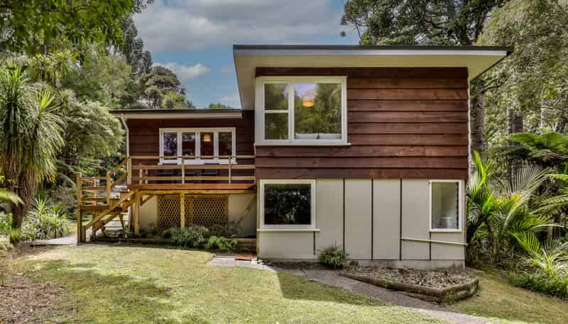 85 Tanekaha Road, Titirangi