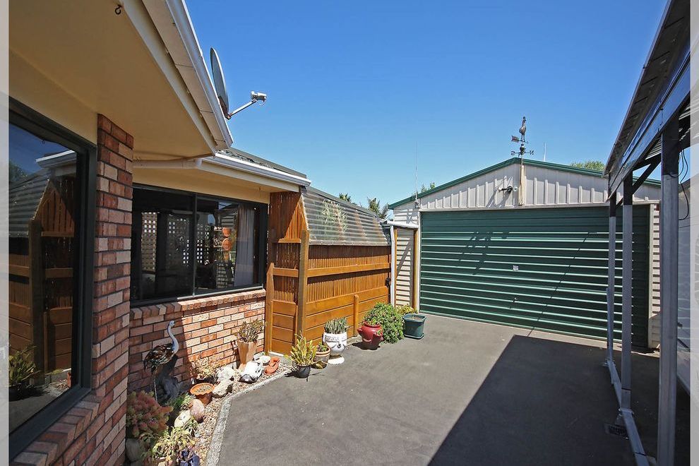 Spacious Coastal Living in Foxton Beach - Widok 4