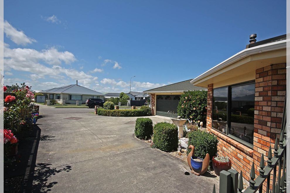 Spacious Coastal Living in Foxton Beach - Widok 6