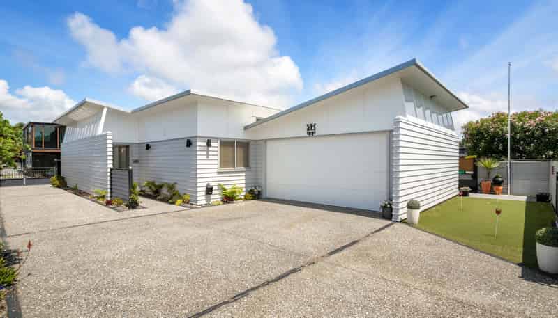 207A Ocean Road, Whangamata
