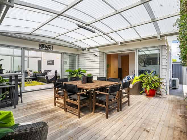 207A Ocean Road, Whangamata