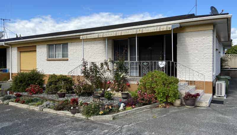 1/5 Third Avenue, Avenues