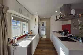 8 Coniston Avenue, Ilam