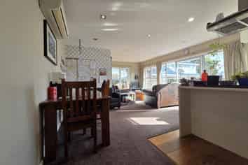 8 Coniston Avenue, Ilam