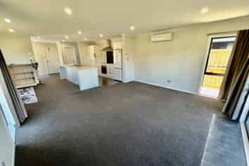 17 Rebekah Crescent, Flagstaff