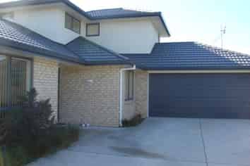 8A Carisbrook Place, Rototuna