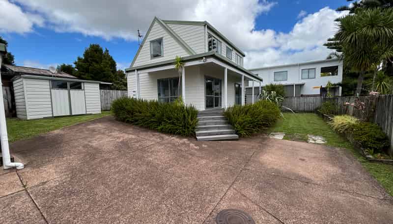 6A Dawnhaven Drive, Te Atatu Peninsula