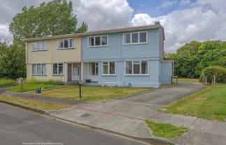 8 Renfrew Place, Highbury