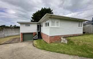 22  Paton Avenue, Te Atatu South