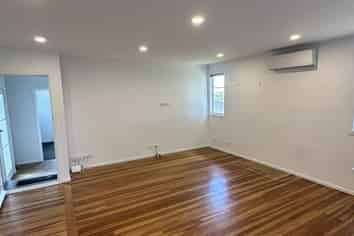 22  Paton Avenue, Te Atatu South