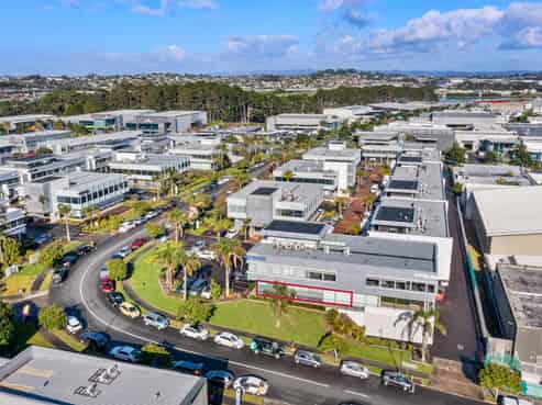 High profile corner offices in Albany