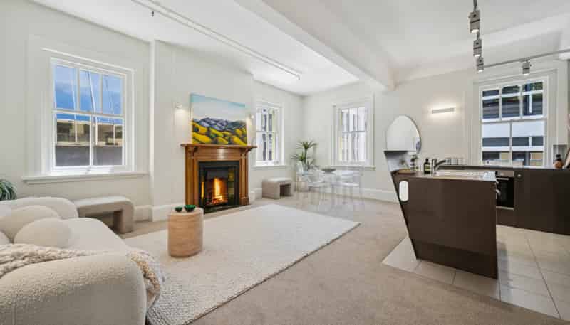 202-3 Plimmers Steps, Wellington Central