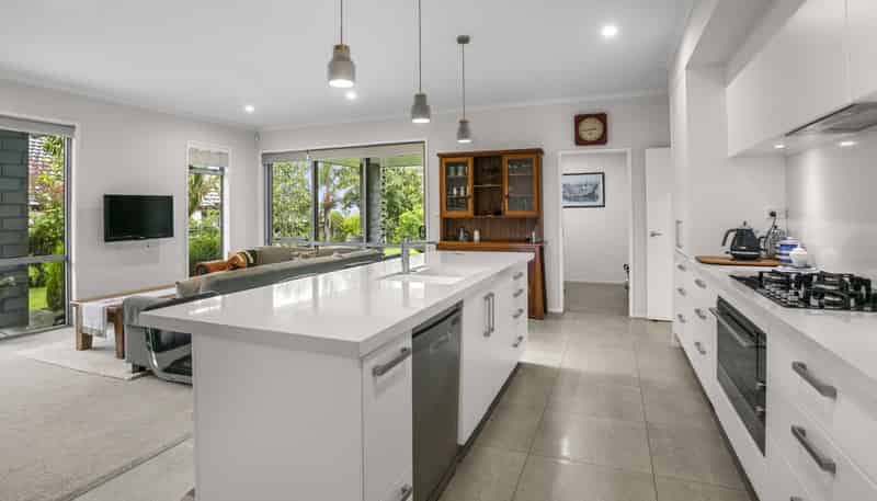 53 Highfields Drive, Katikati