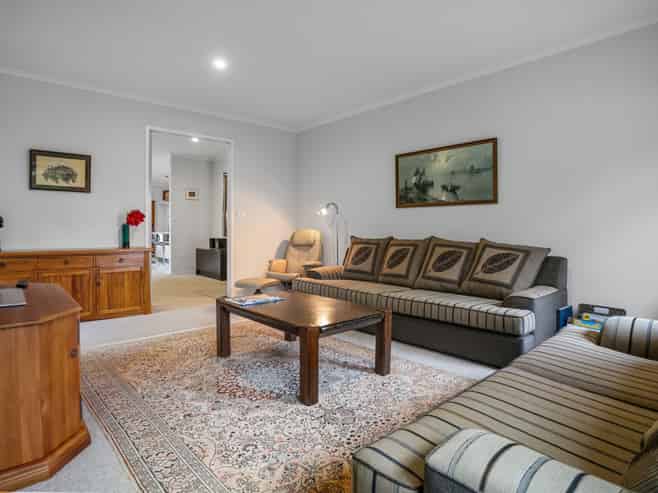 53 Highfields Drive, Katikati