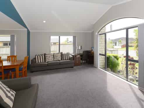 10 St James Drive, Rototuna