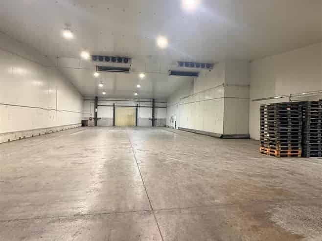 Warehousing/Food Production Centre at Scale