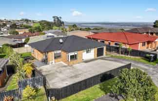 6 Eloise Place, Clendon Park