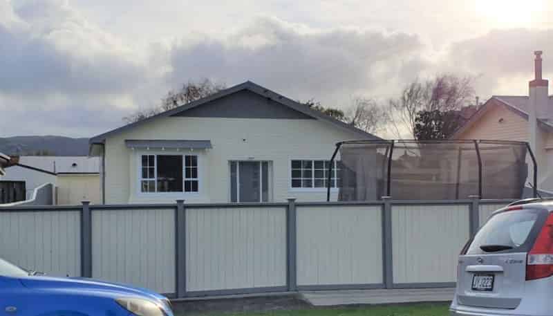 23 Copeland Street, Central Hutt