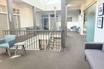 76M² OFFICE FOR LEASE
