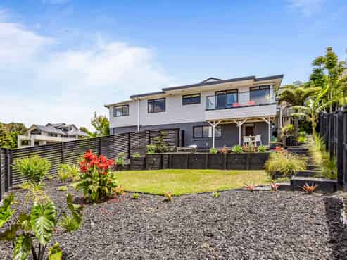 1 Orewa Heights Crescent, Orewa
