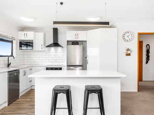 1 Orewa Heights Crescent, Orewa