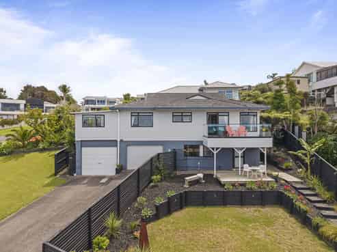 1 Orewa Heights Crescent, Orewa