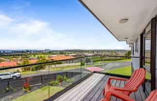 1 Orewa Heights Crescent, Orewa