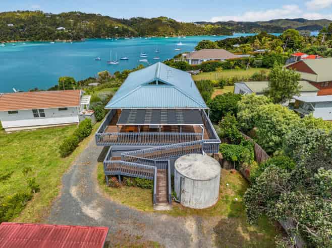 15 Okiato Road, Russell