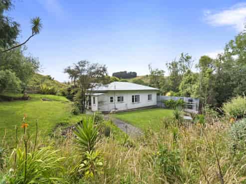 3677 State Highway 1, Hunterville