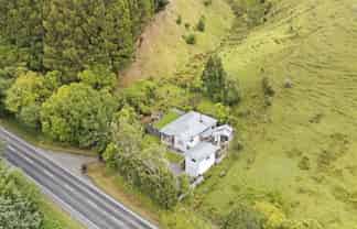 3677 State Highway 1, Hunterville