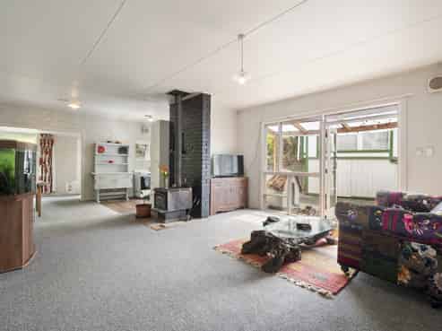 3677 State Highway 1, Hunterville