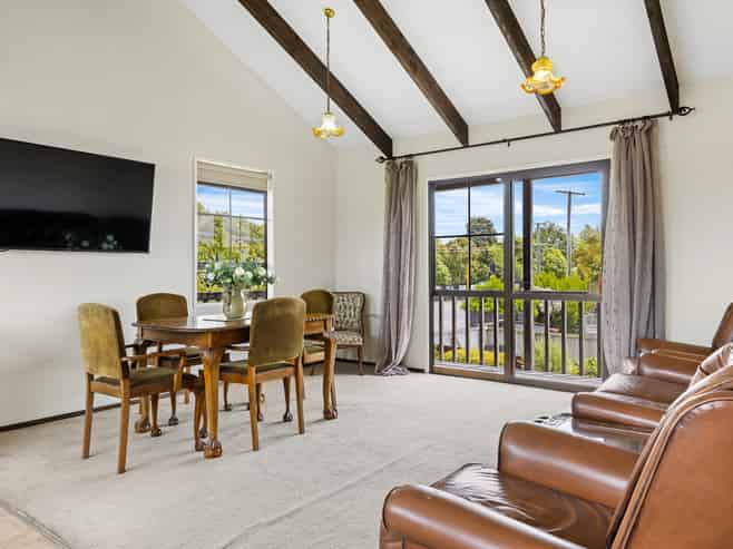 34 Main North Road, Woodend