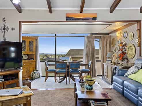 22 Birch Street, Hilltop