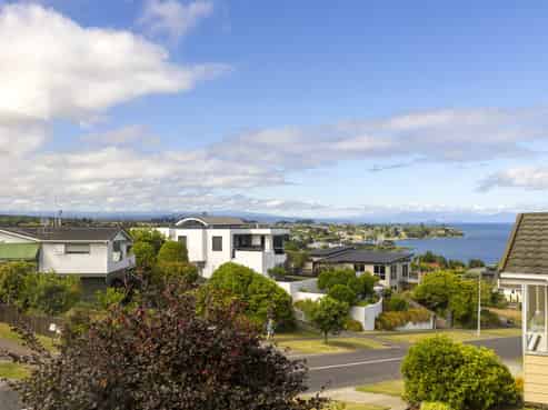 22 Birch Street, Hilltop